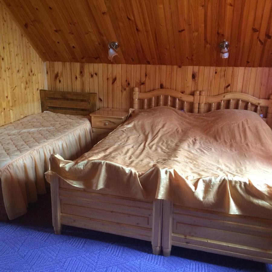Sadyba Hatynka Jaremče Esterno foto