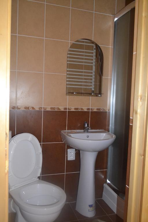 Sadyba Hatynka Jaremče Camera foto